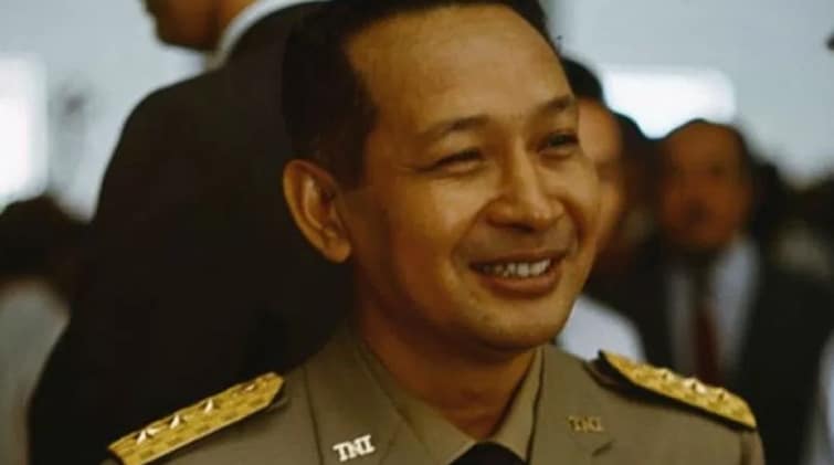 Biografi dan Profil Lengkap Soeharto, Presiden Kedua Republik Indonesia