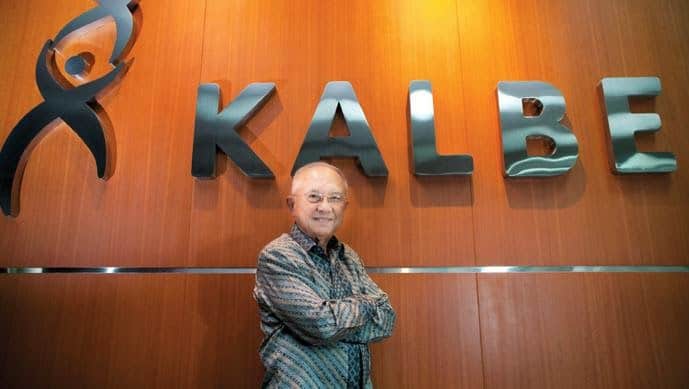 Biografi dan Profil Lengkap Boenjamin Setiawan – Dokter Pendiri Kalbe Farma